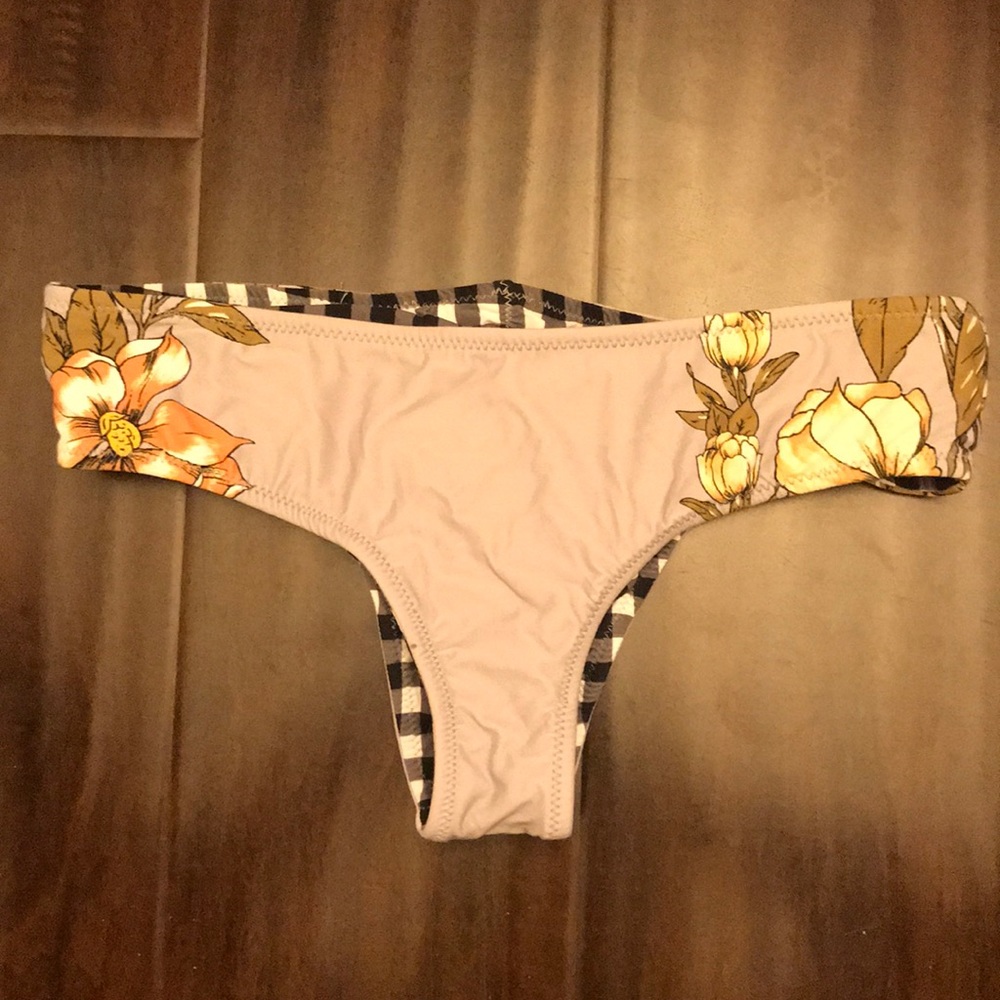 reversible bikini bottoms